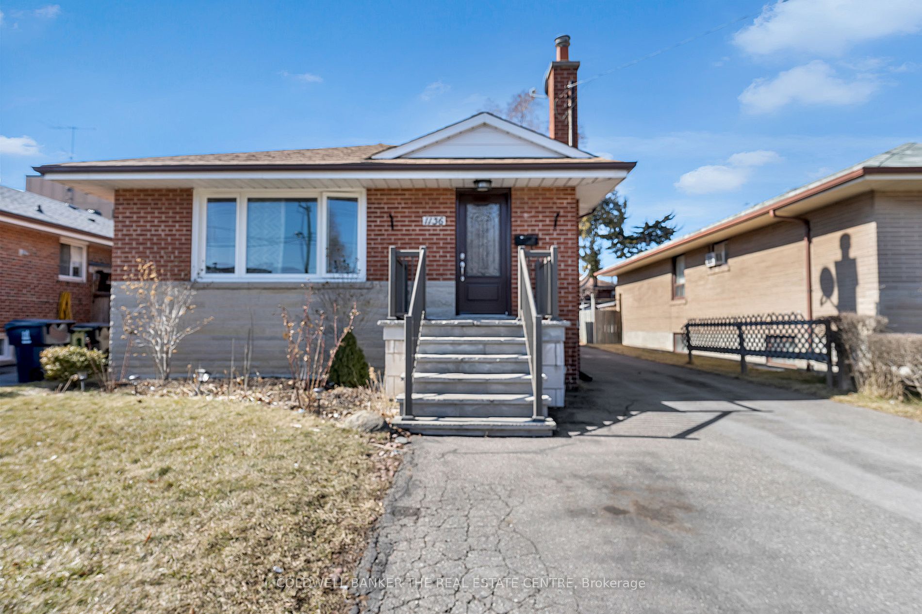 1136 Pharmacy Ave Property Photo 11