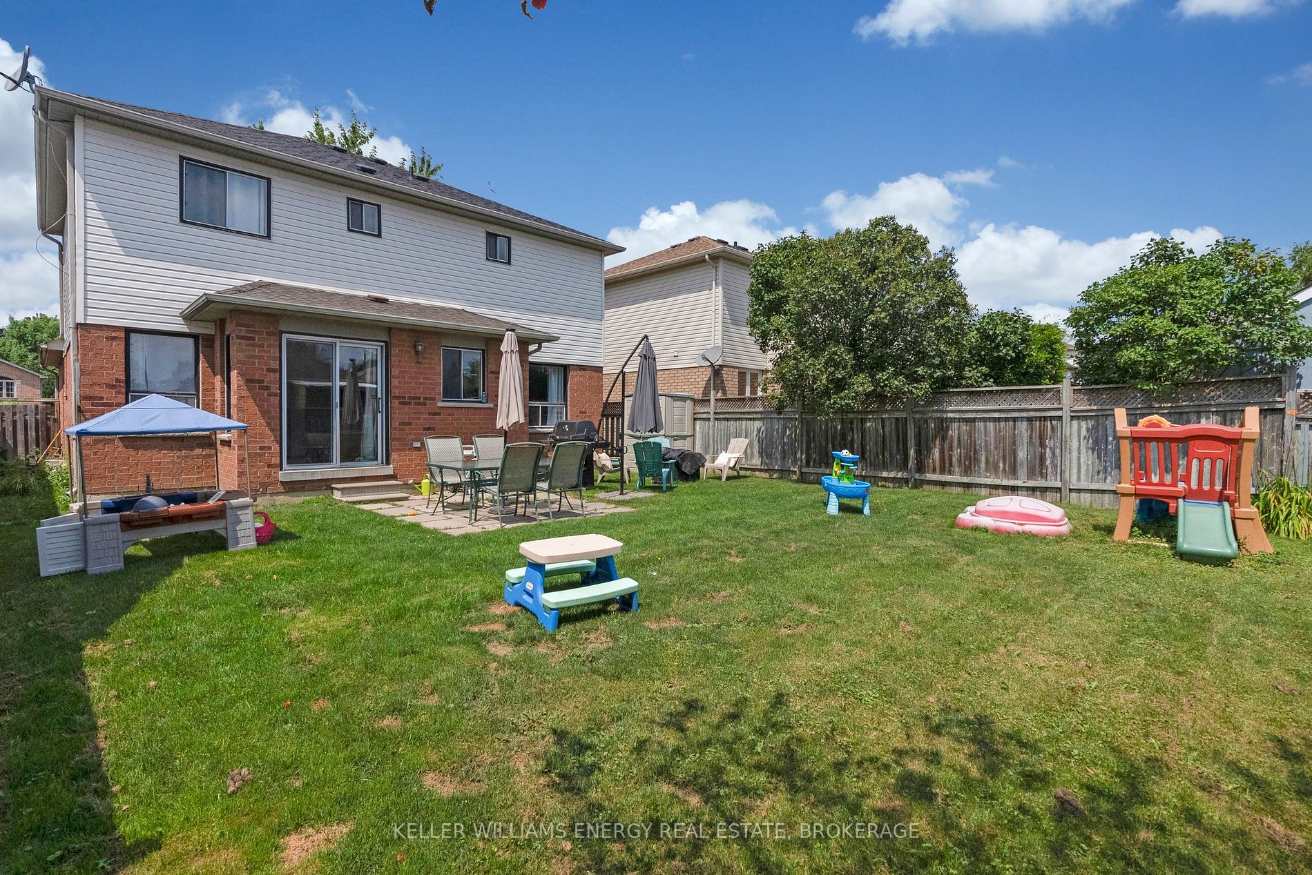35 Goodwin Ave Property Photo 19