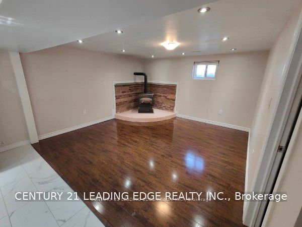 256 Harmony Rd N Property Photo 9