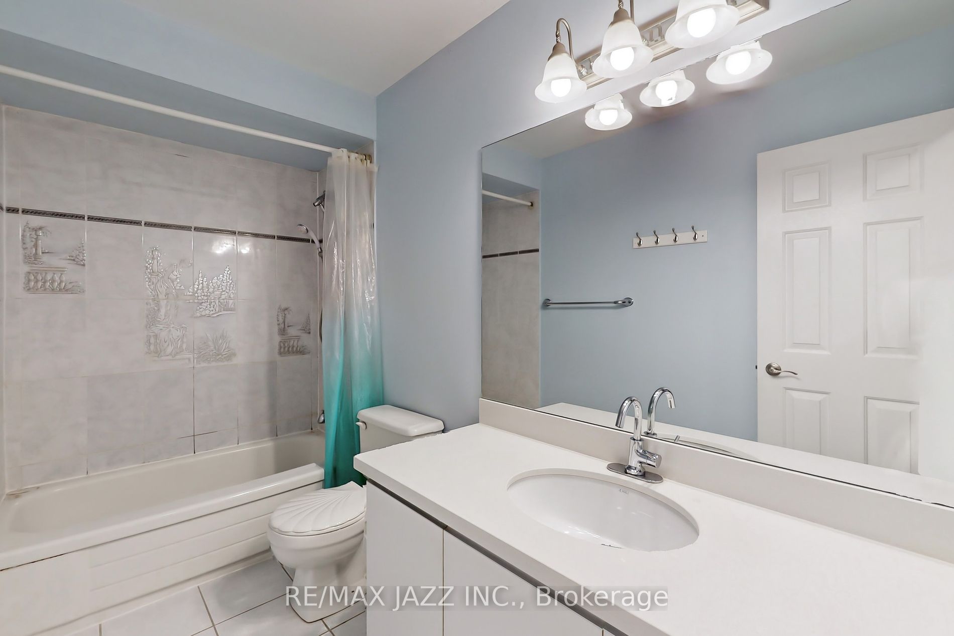 692 Avery Crt Property Photo 19