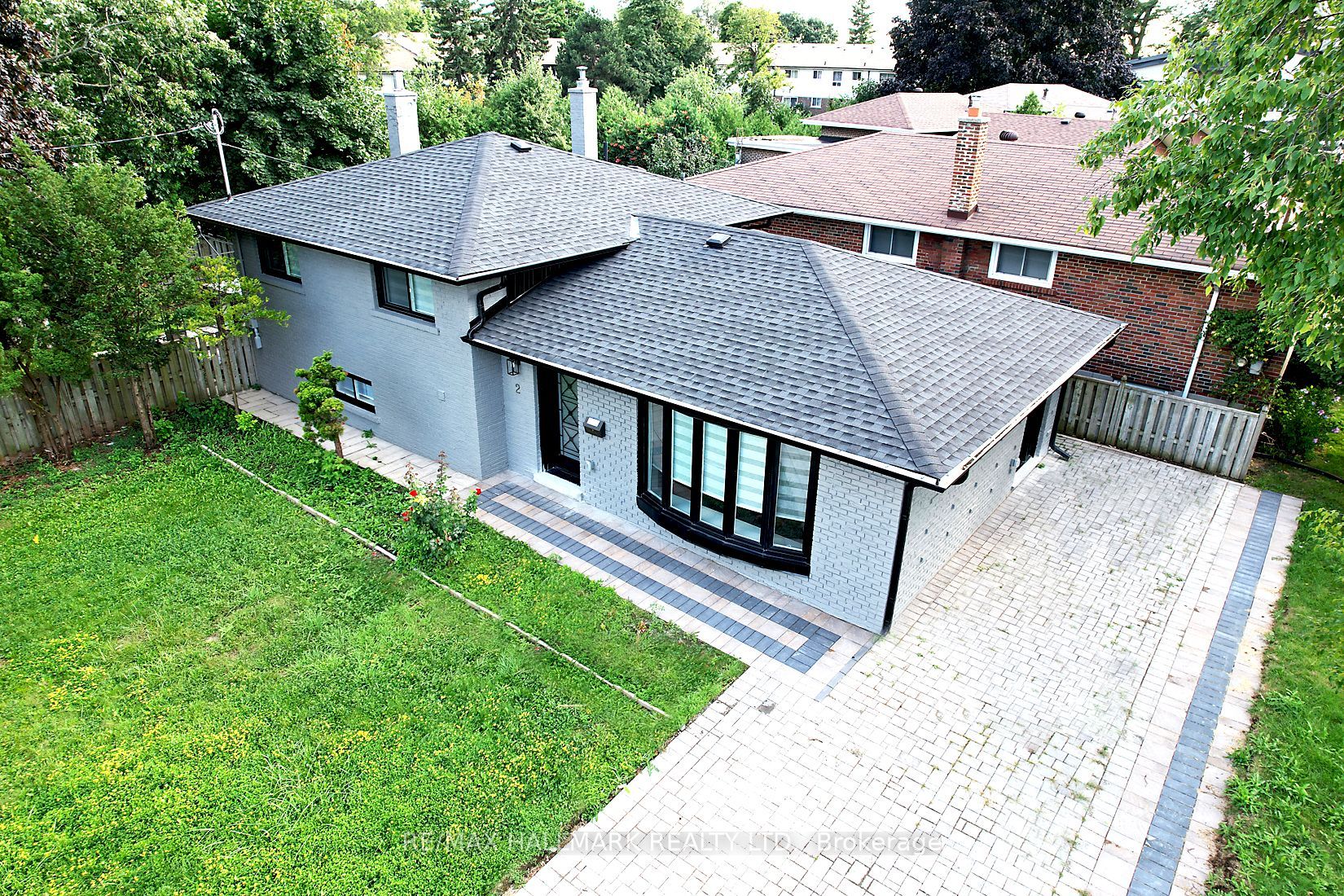 2 Clanwilliam Crt Property Photo 12