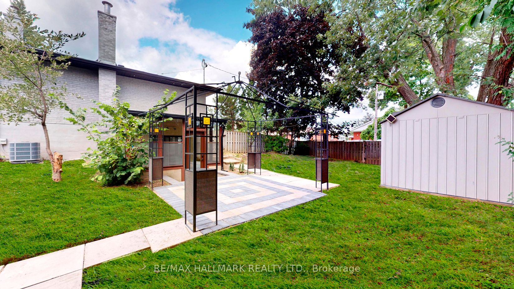 2 Clanwilliam Crt Property Photo 24