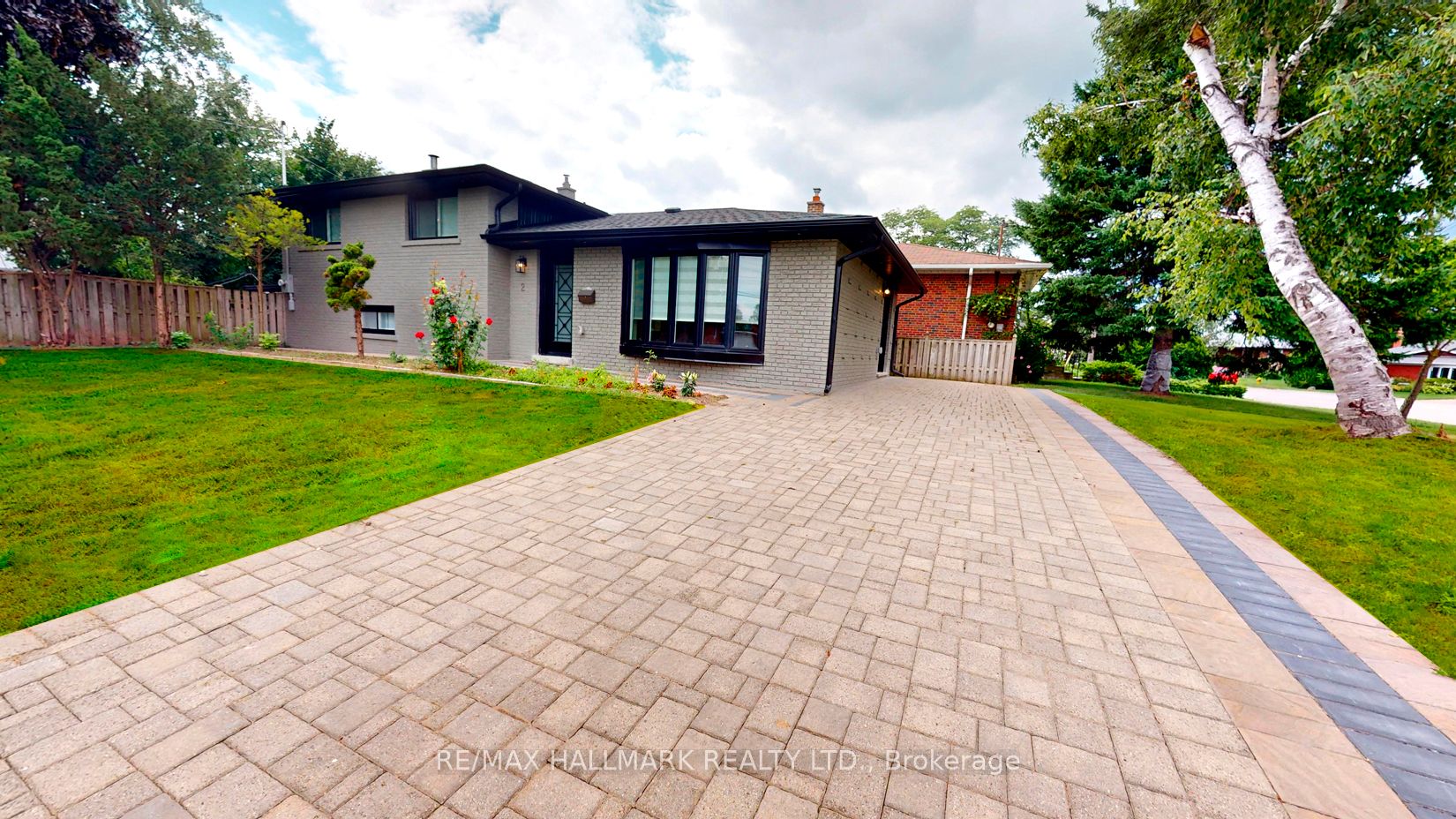 2 Clanwilliam Crt Property Photo 26