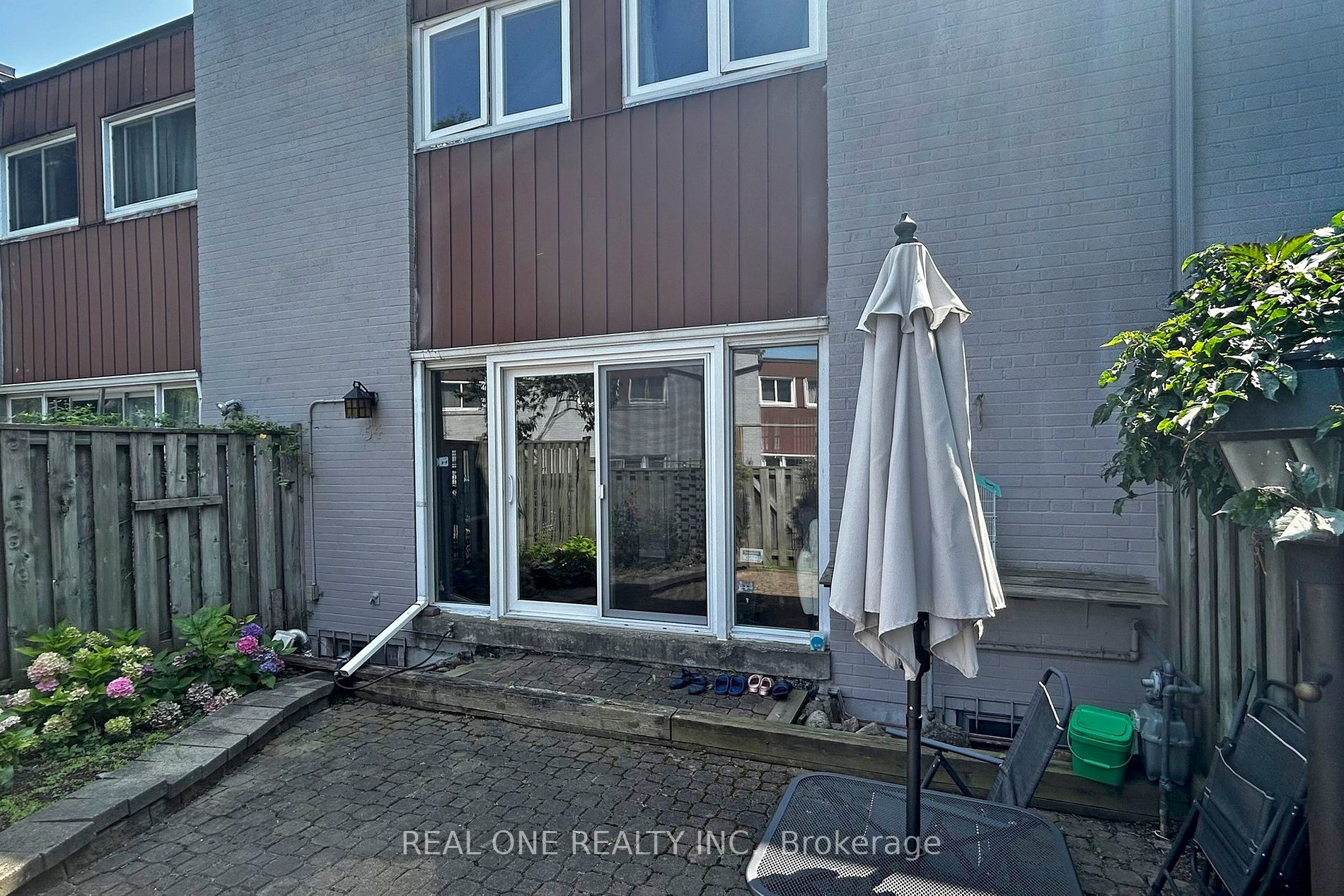 54 Bonis Ave 45 Property Photo 32