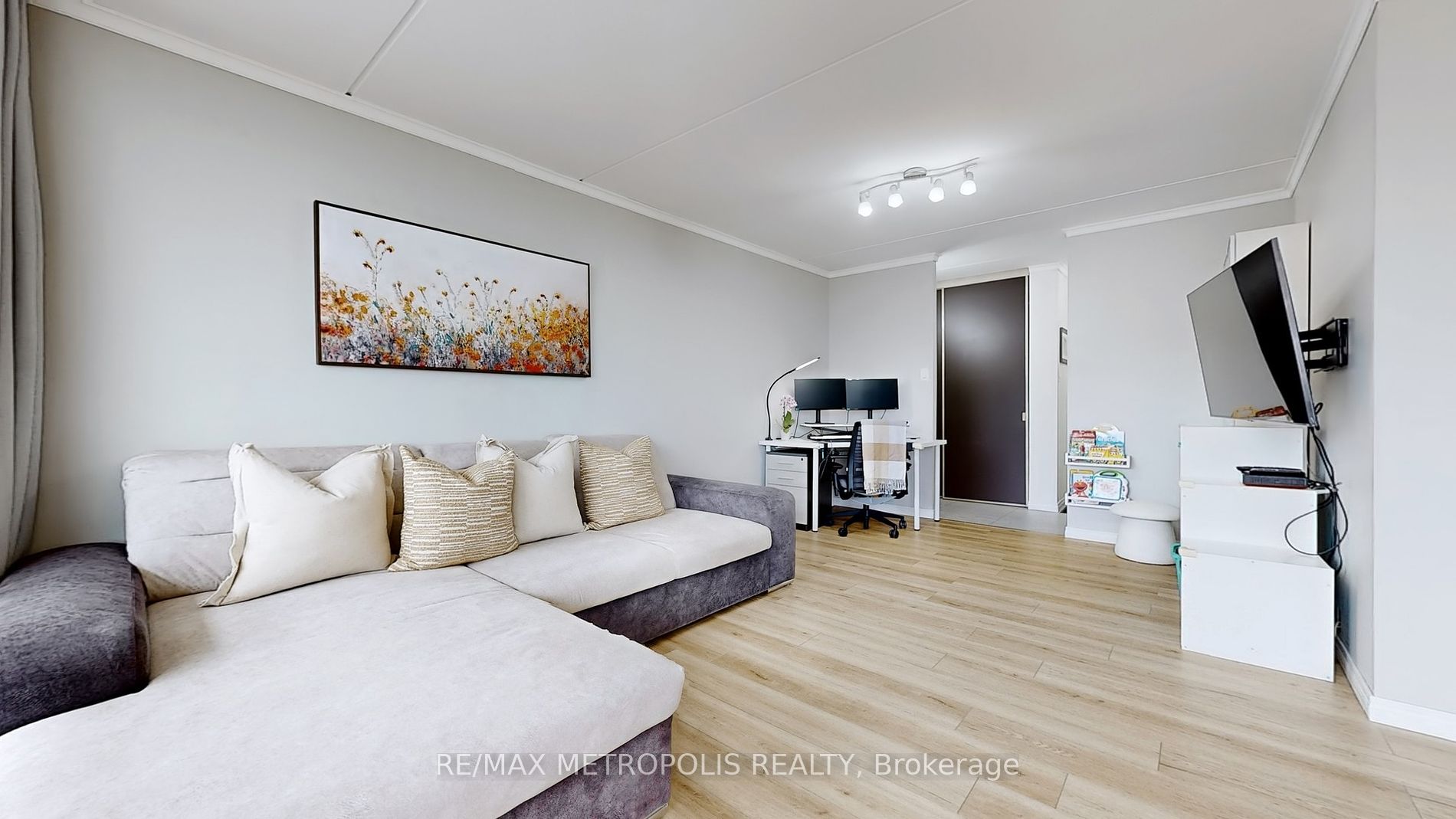 2 Glamorgan Ave 9 Property Photo 3