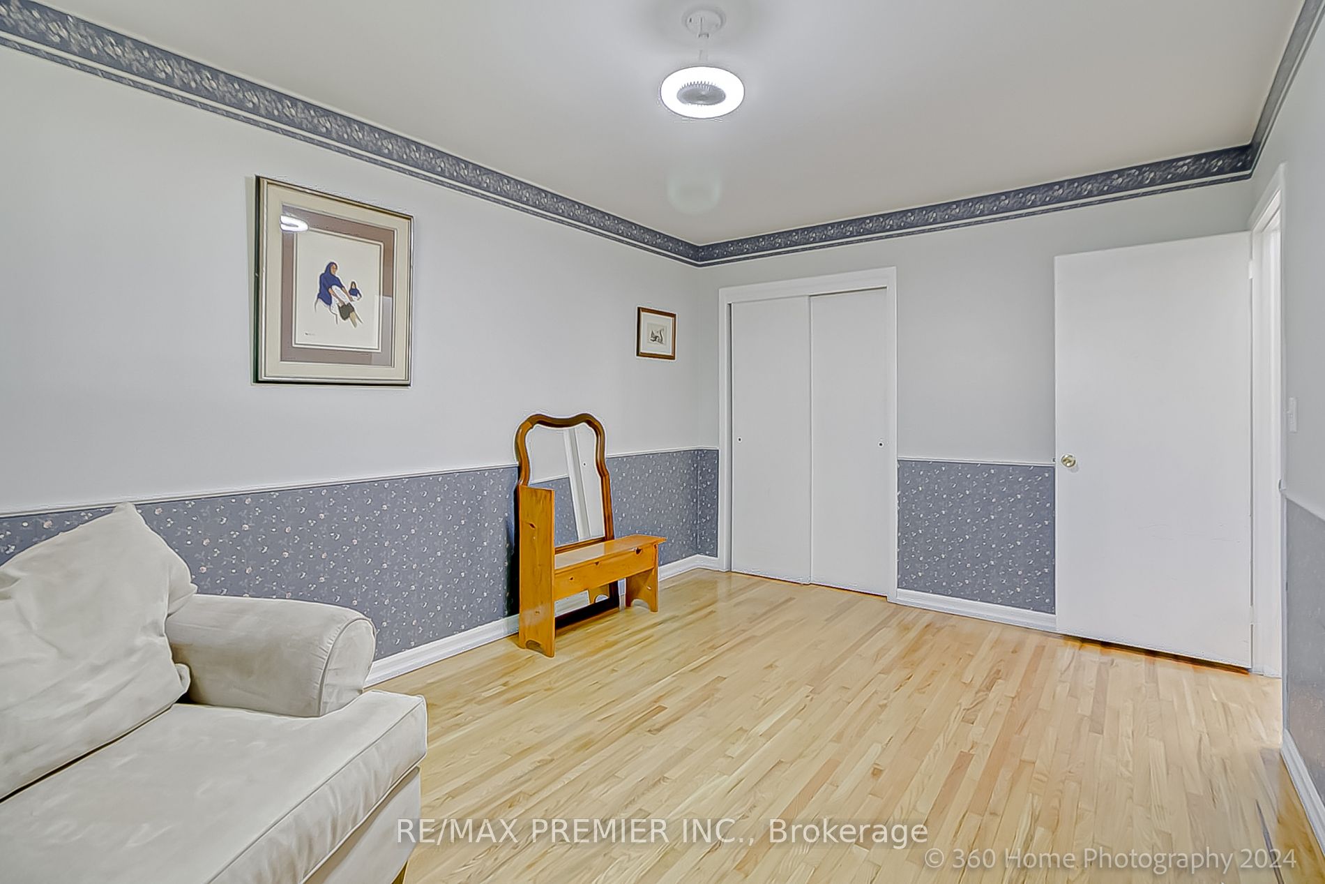 151 Clements Rd E Property Photo 6