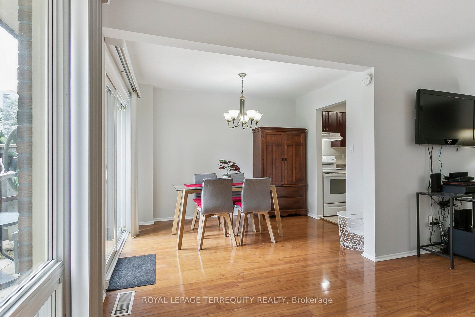 139 Huntingdale Blvd 33 Property Photo 5