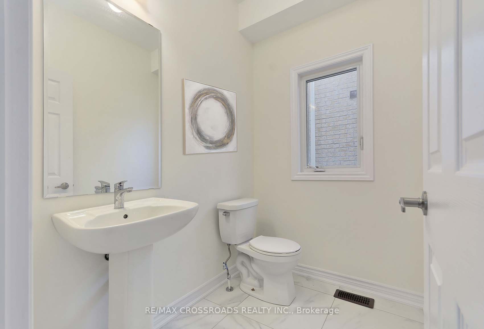 213 Doug Finney St Property Photo 5