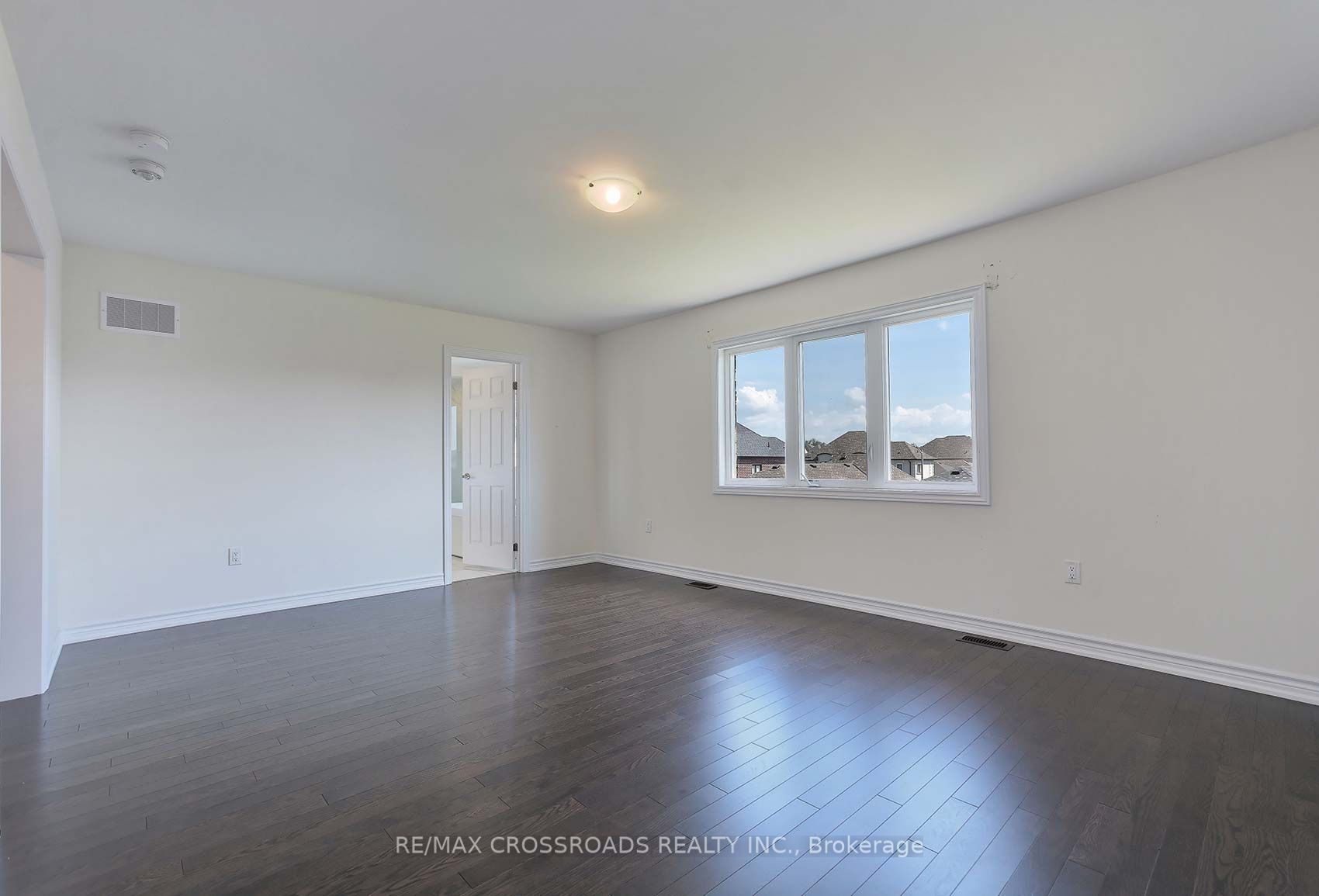 213 Doug Finney St Property Photo 7