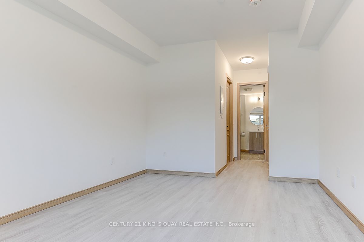200 Chester Le Blvd 103 Property Photo 17
