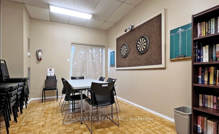 10 Dean Park Rd 5 Property Photo 27