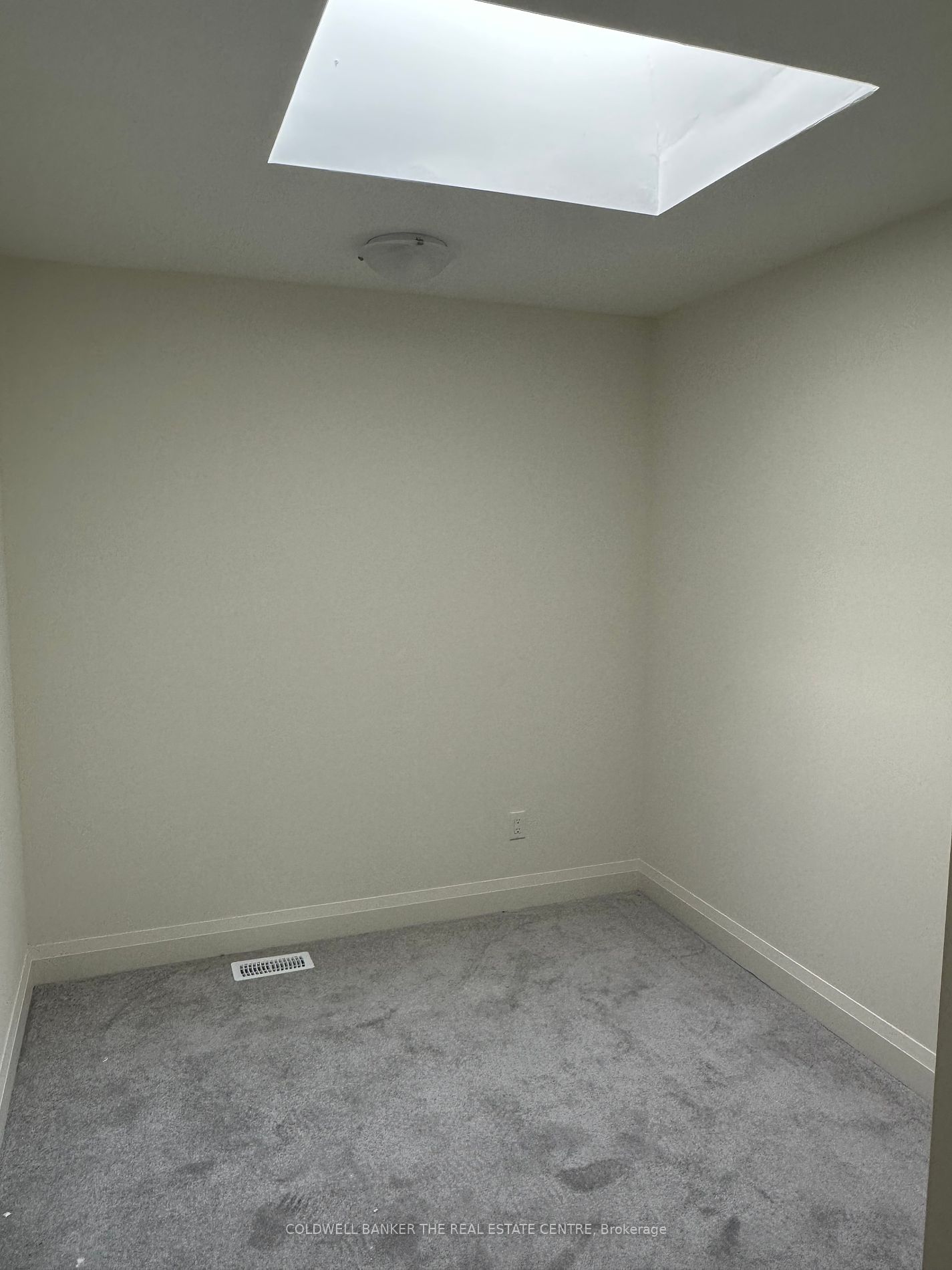 18 Gerry Henry Lane Property Photo 11