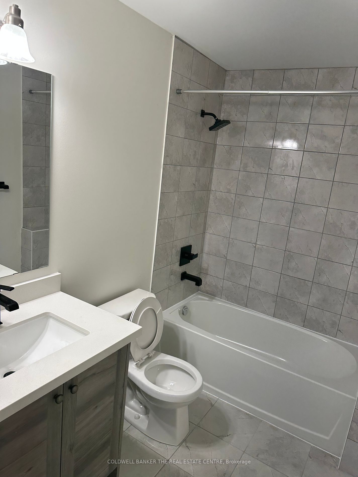 18 Gerry Henry Lane Property Photo 14