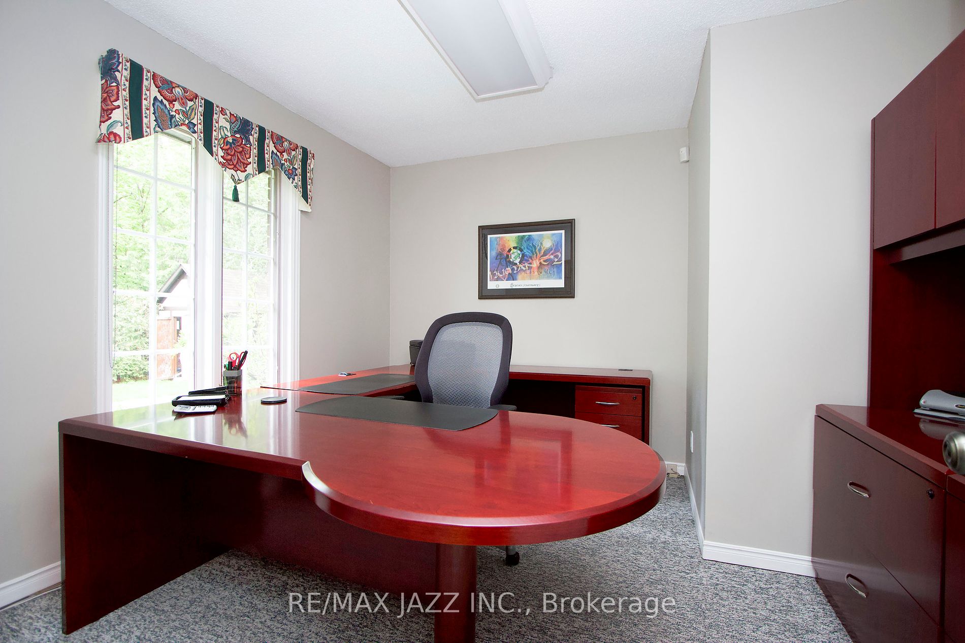 35 Castle Harbour Dr Property Photo 8
