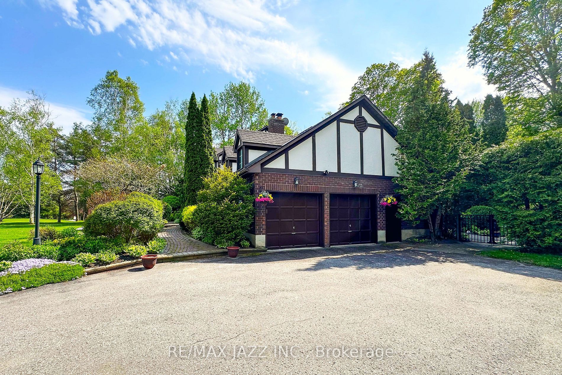 35 Castle Harbour Dr Property Photo 20