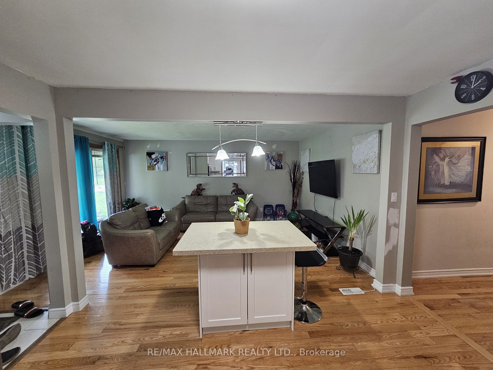 205 Grenfell St Property Photo 10
