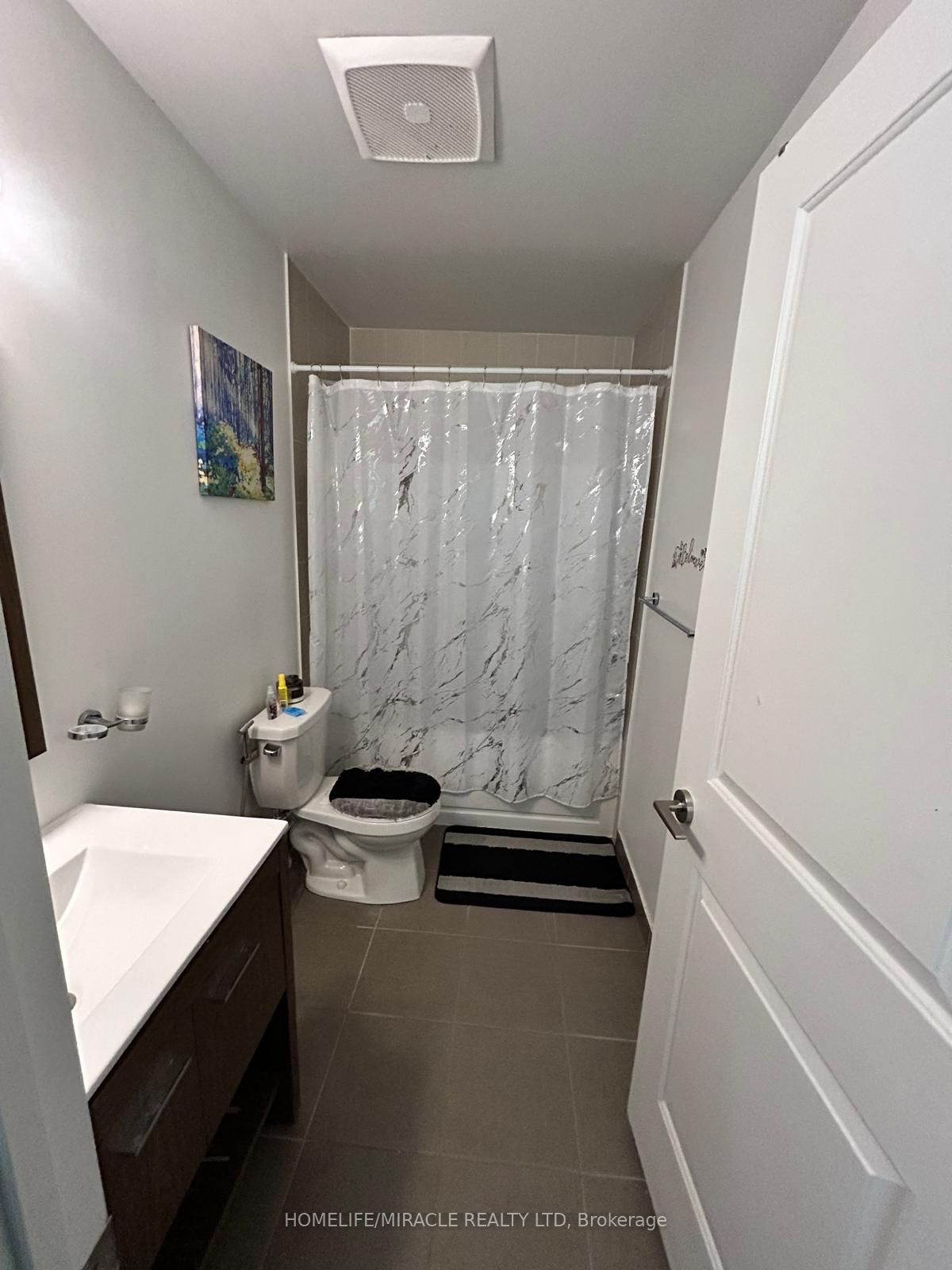 30 Meadowglen Pl 15 Property Photo 3