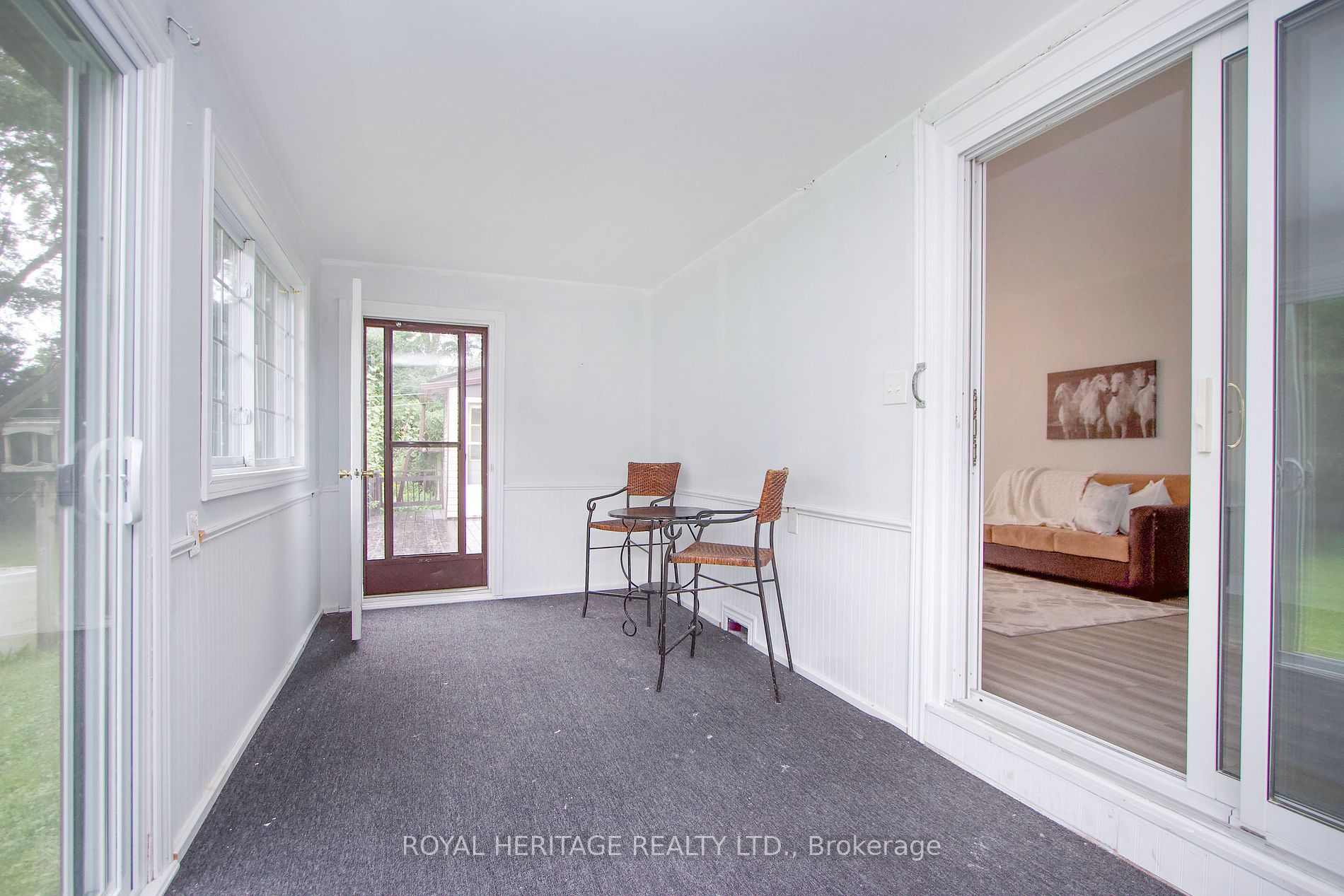 11450 Simcoe St Property Photo 10