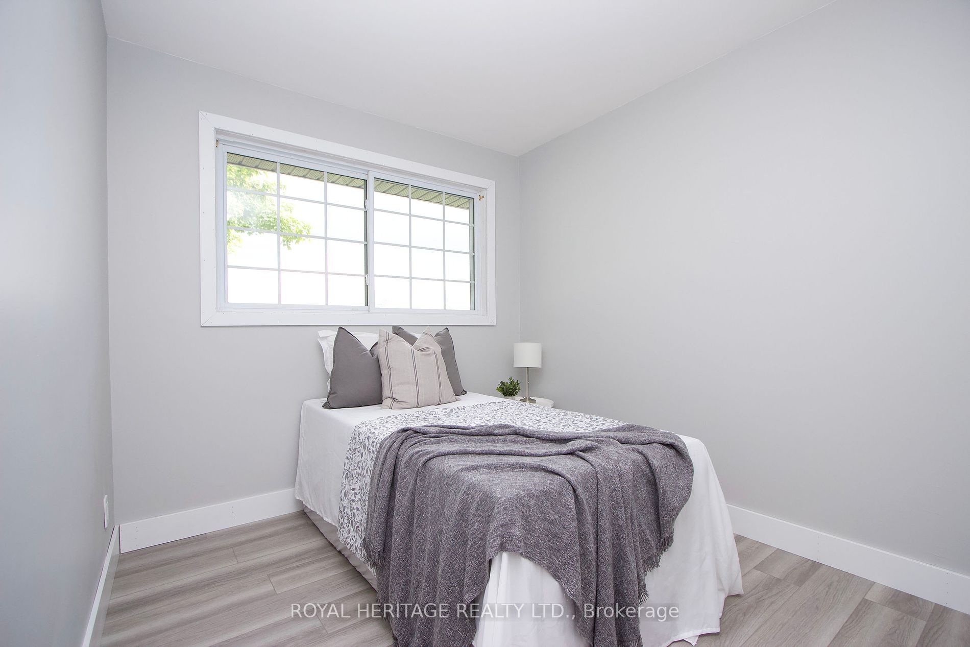 11450 Simcoe St Property Photo 14