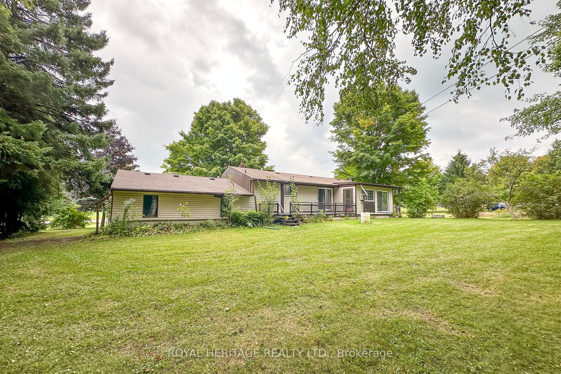 11450 Simcoe St Property Photo 17