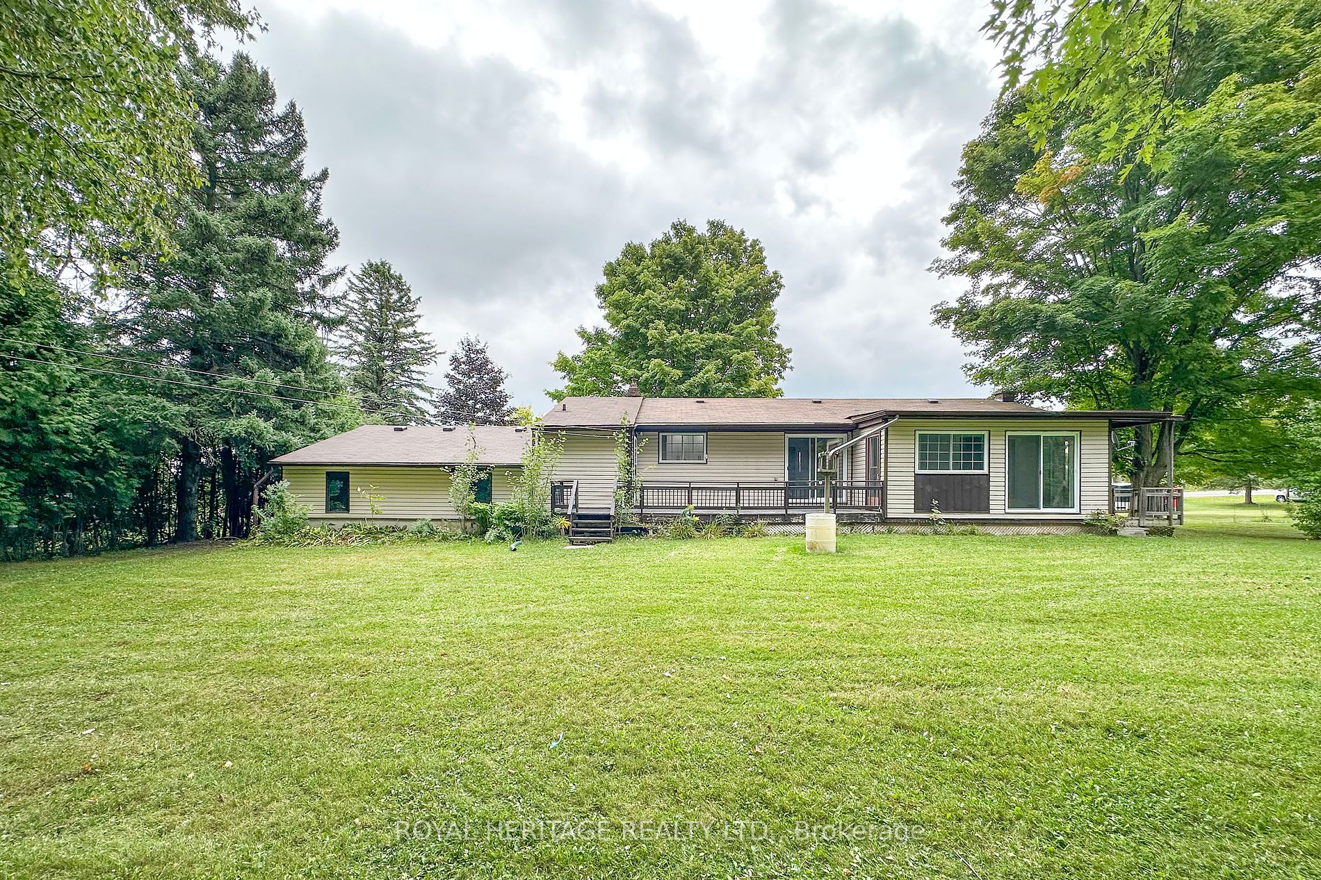11450 Simcoe St Property Photo 18