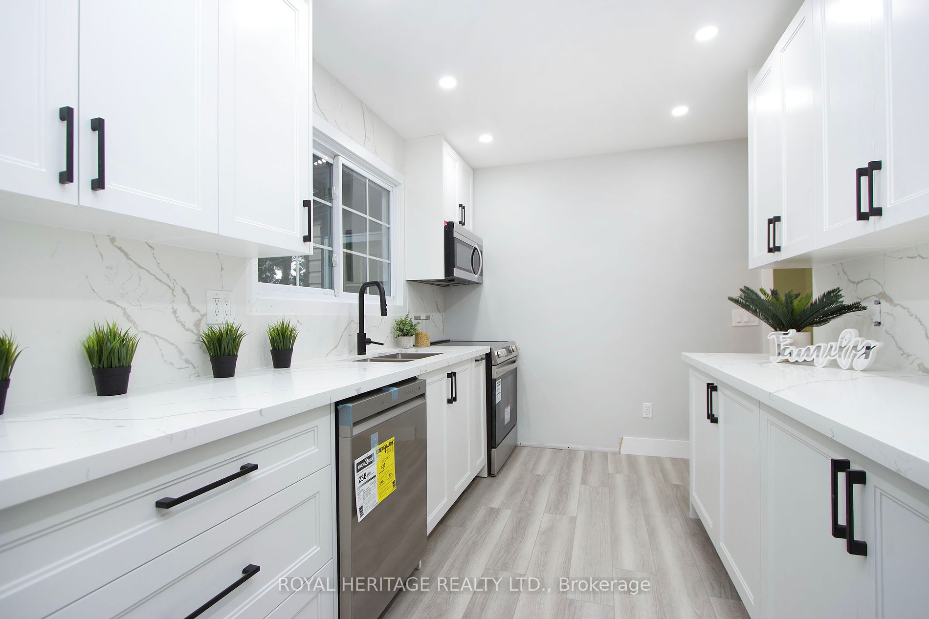 11450 Simcoe St Property Photo 24