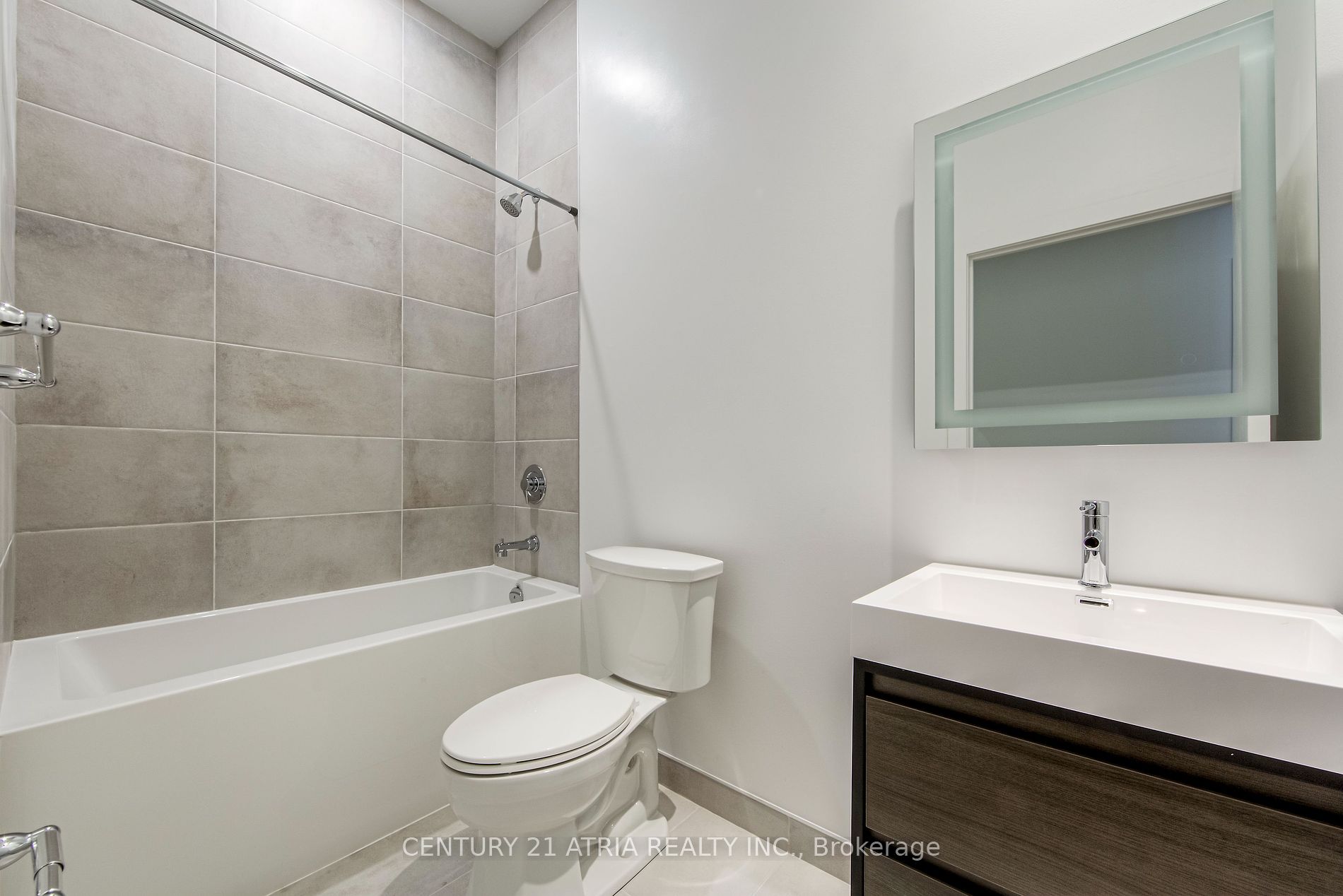 150 Logan Ave 2 Property Photo 21