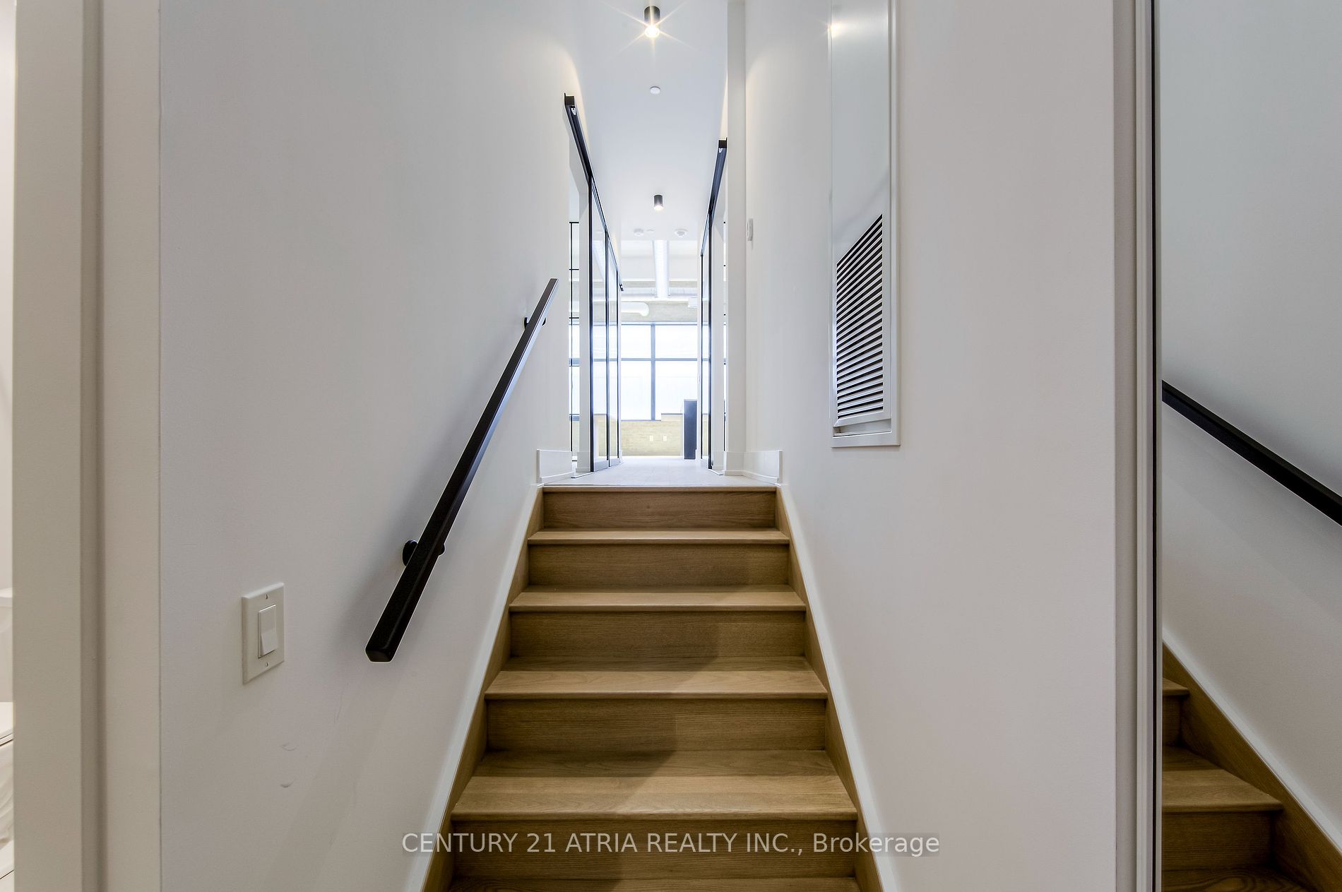 150 Logan Ave 2 Property Photo 22