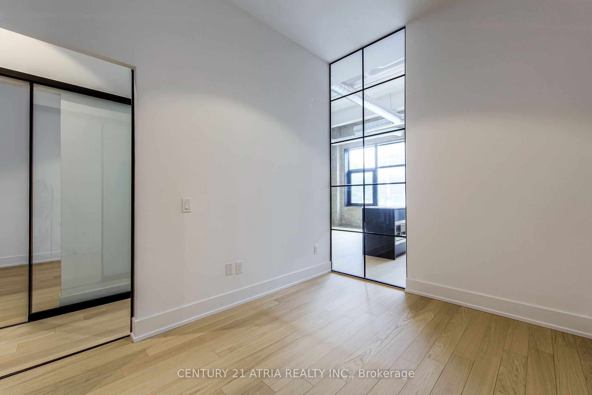 150 Logan Ave 2 Property Photo 25
