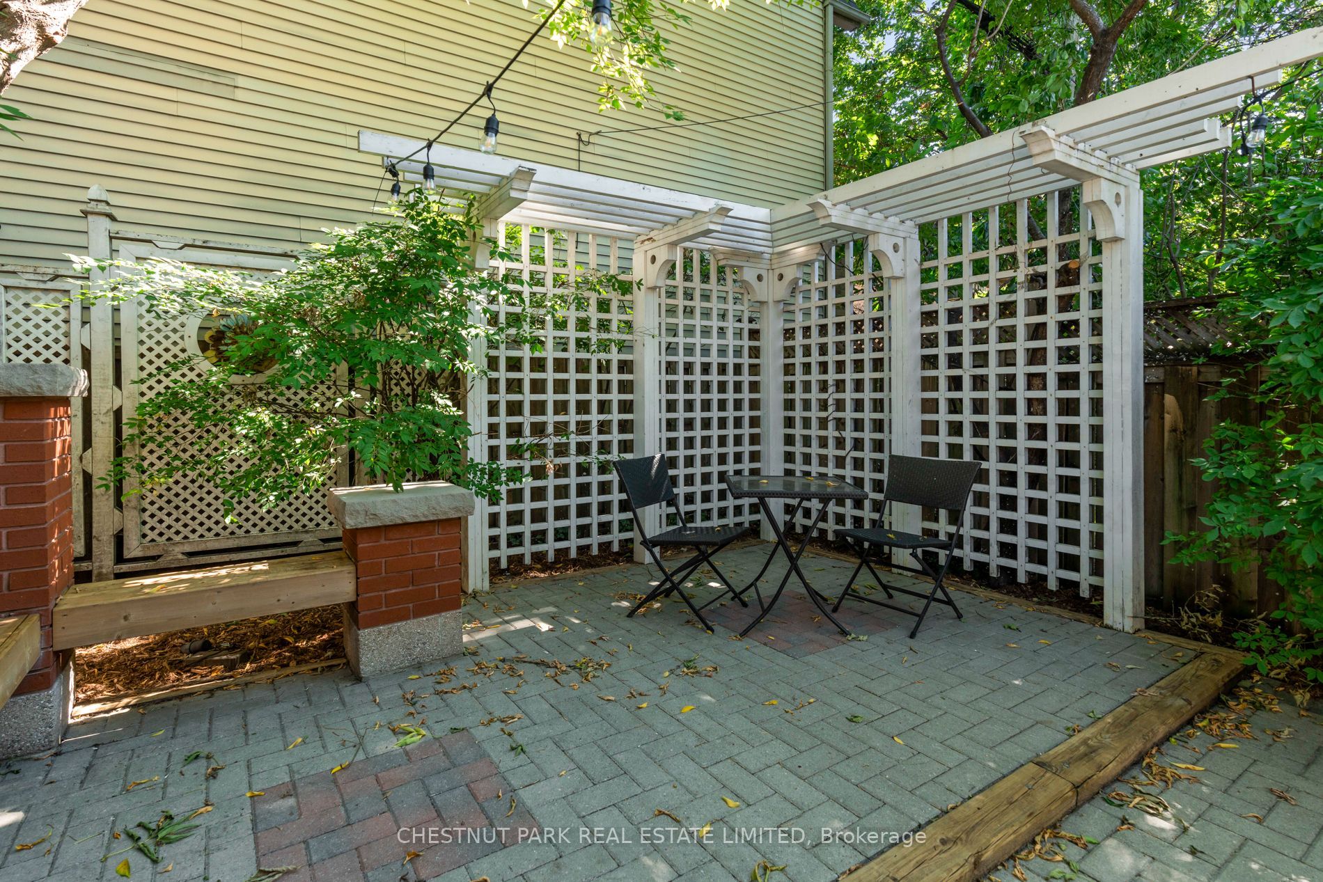 129 Jones Ave Property Photo 7
