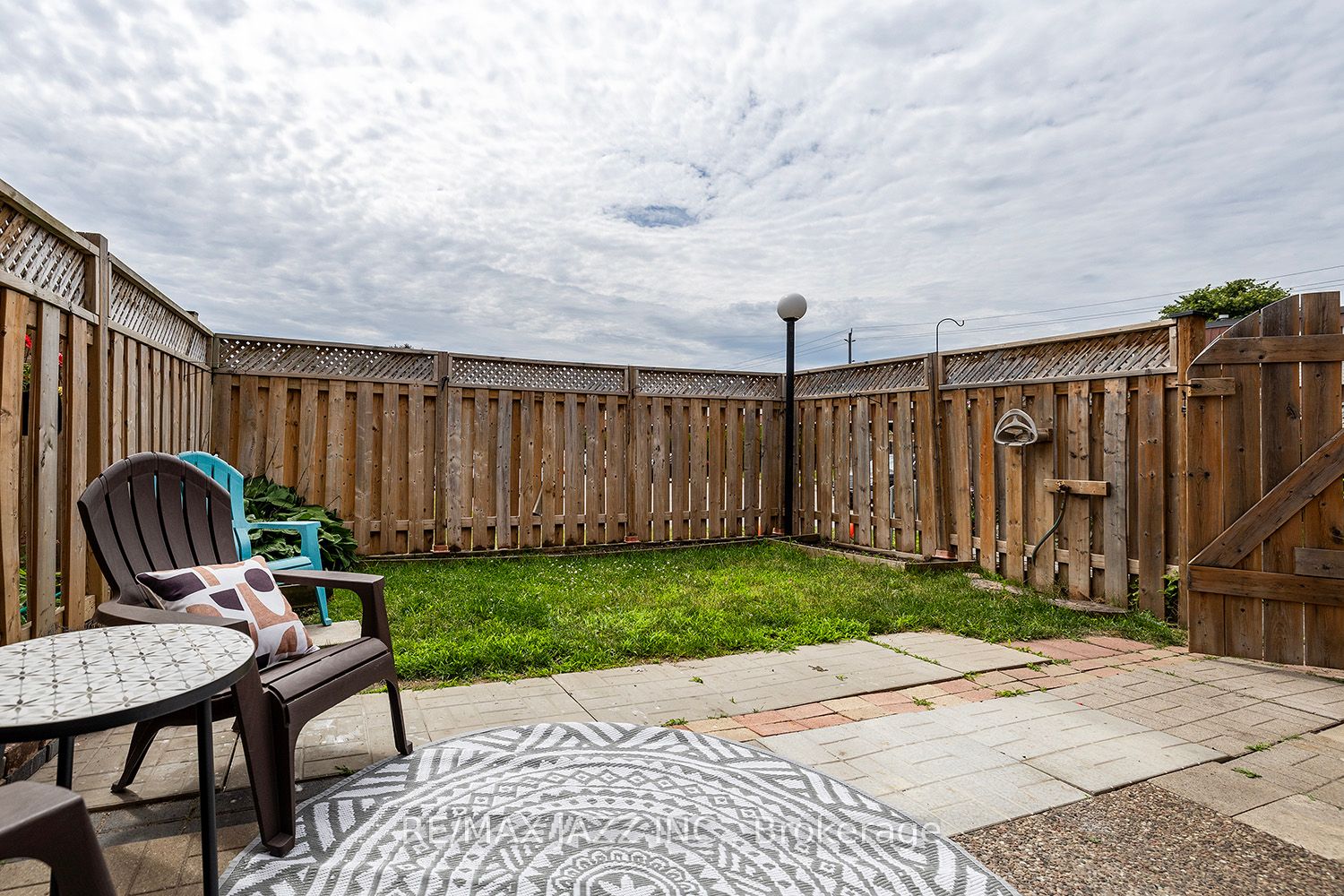 1333 Mary St N 70 Property Photo 21