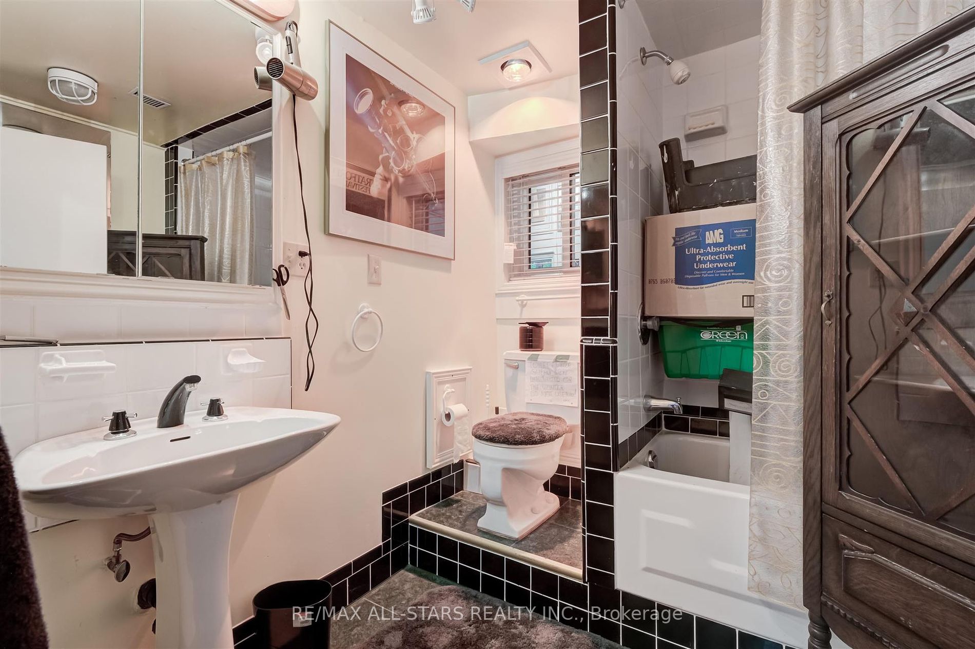 18 Aylesford Dr Property Photo 6