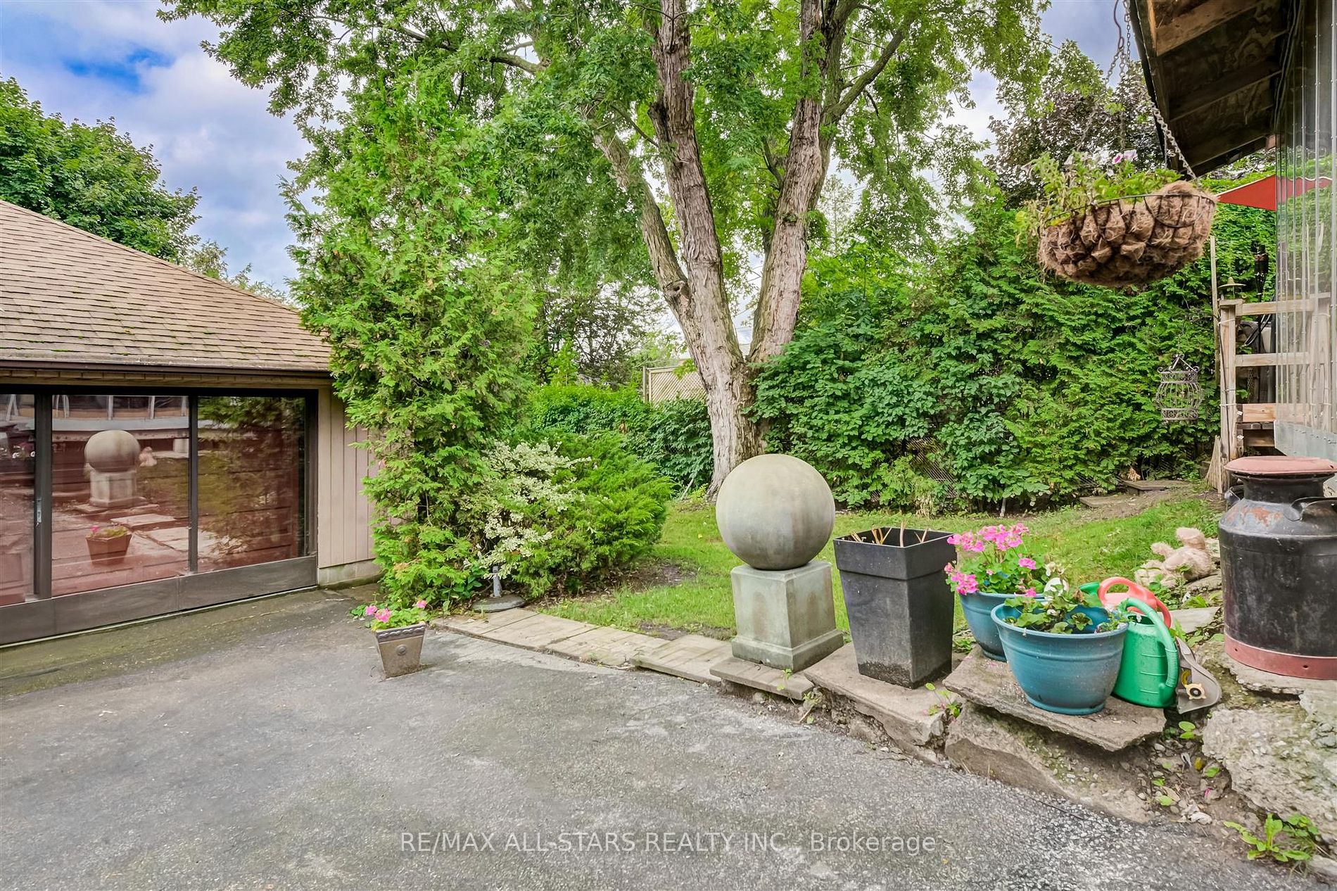 18 Aylesford Dr Property Photo 21