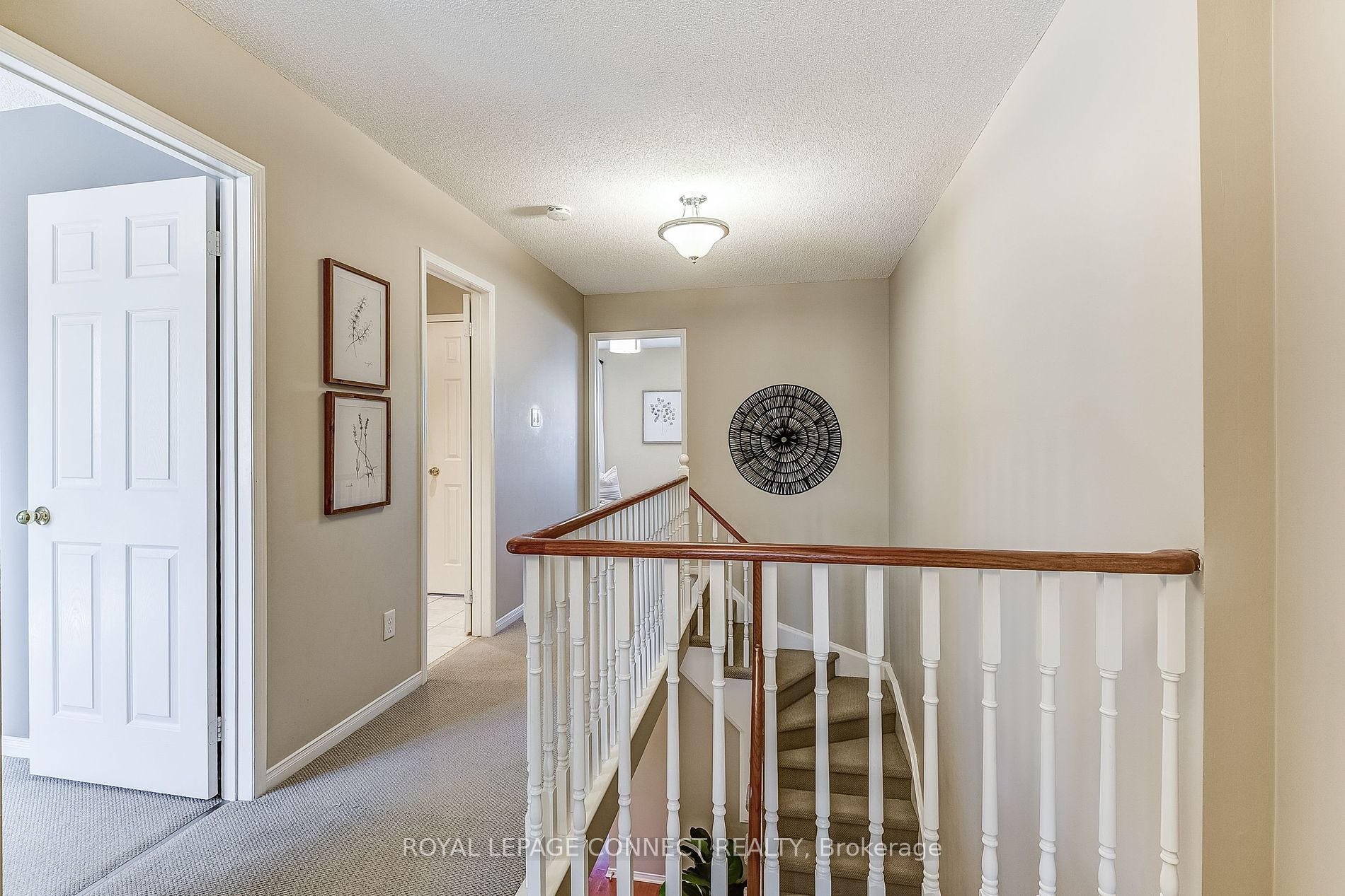 29 Andona Cres Property Photo 8