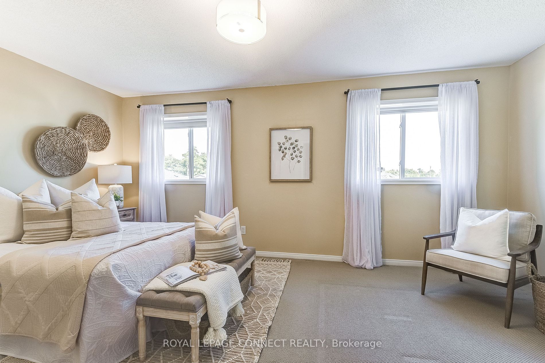 29 Andona Cres Property Photo 9