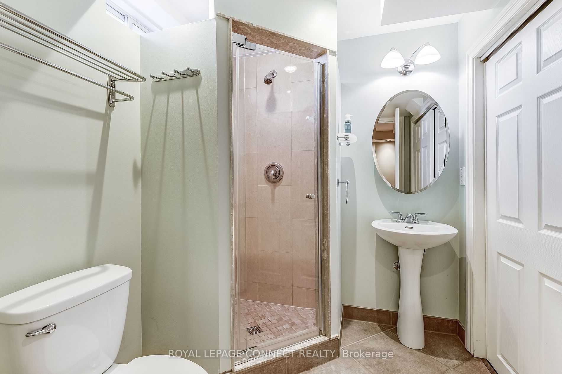 29 Andona Cres Property Photo 22
