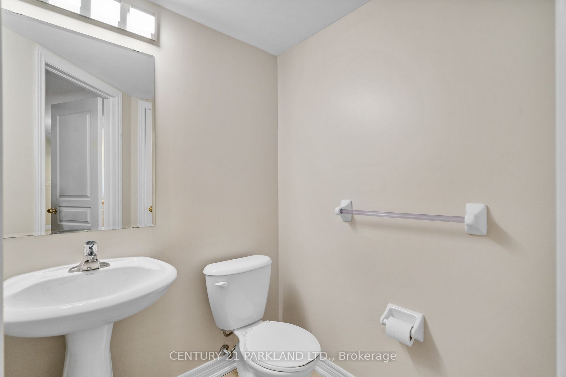 9 Smithy Crt Property Photo 3