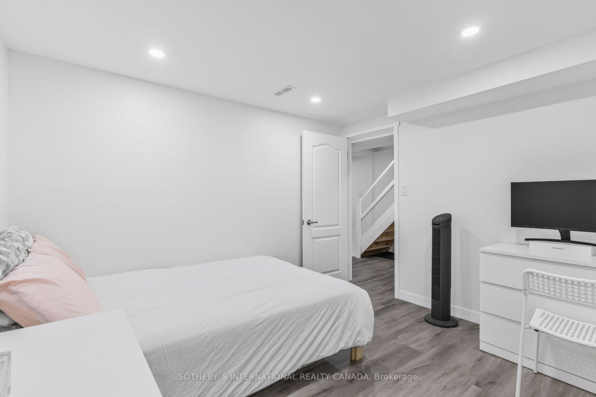 21 Tinbury Pl Property Photo 17