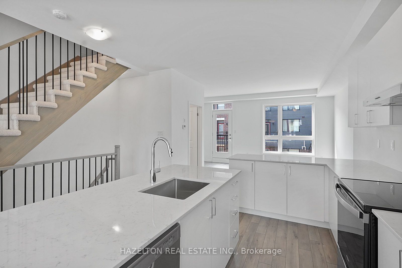 22 Pegler St Property Photo 8
