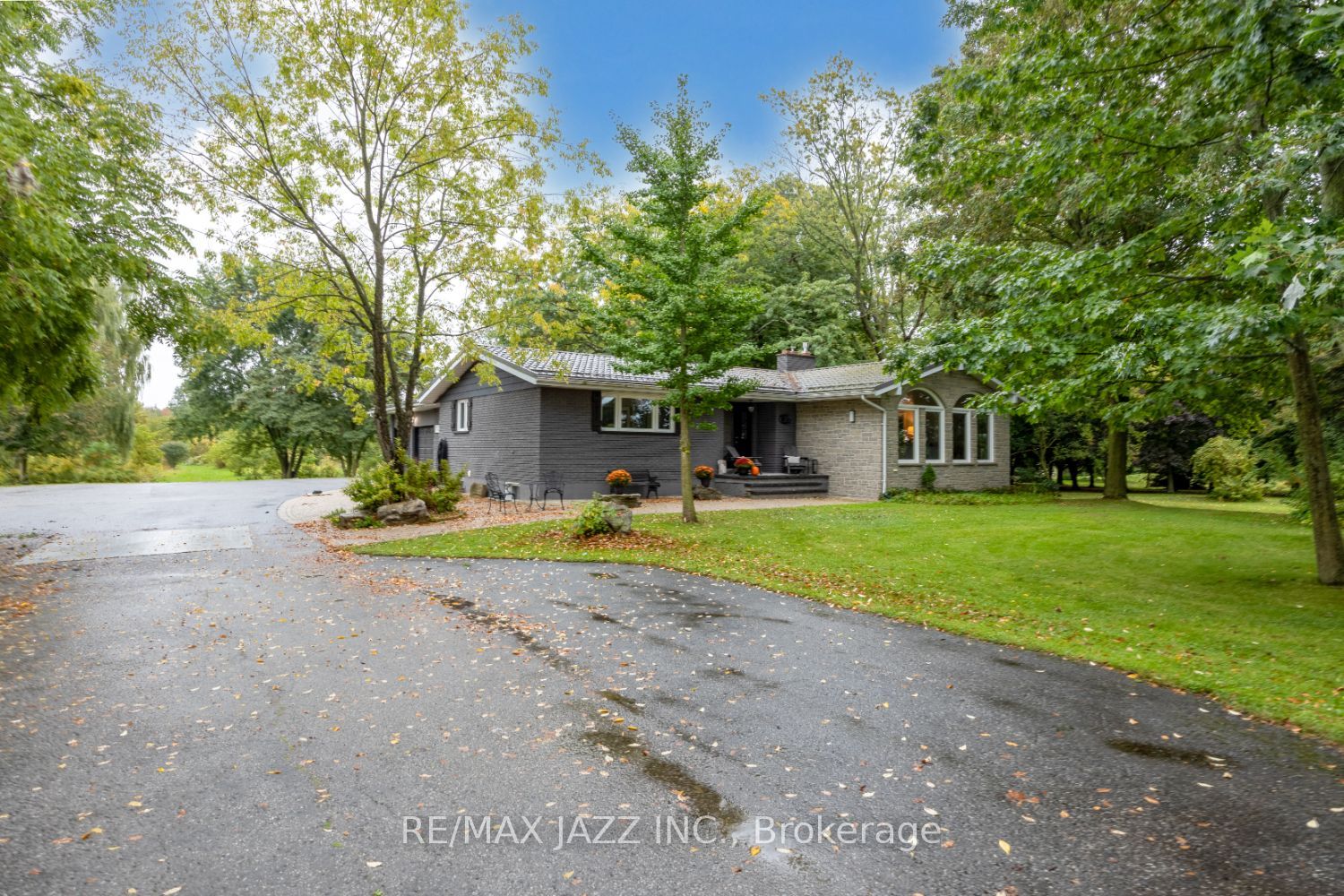 3467 Pollard Rd Property Photo