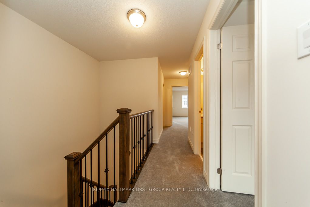 12 Jevons Dr Property Photo 3
