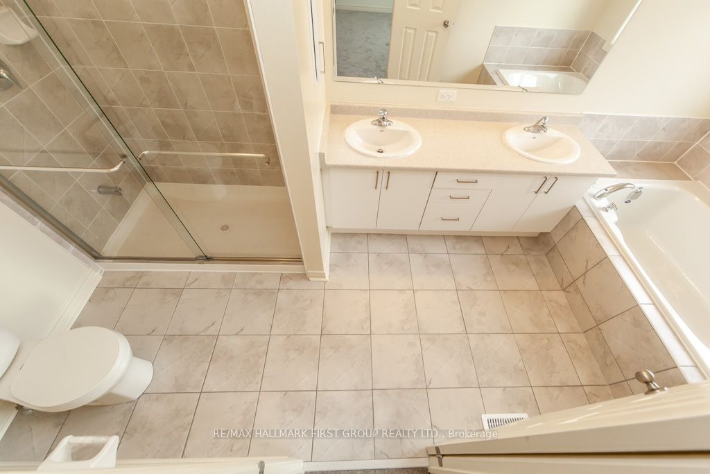 12 Jevons Dr Property Photo 7