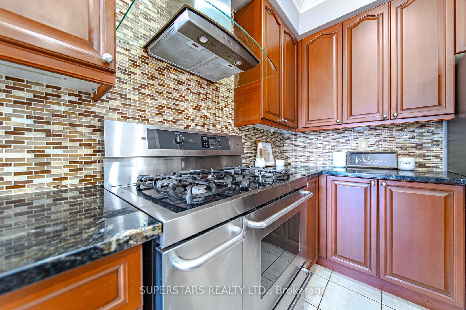 68 Cranborne Cres Property Photo 5
