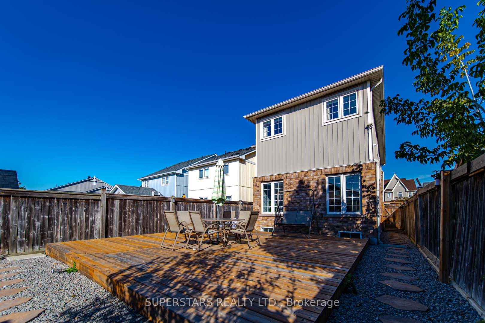 68 Cranborne Cres Property Photo 32