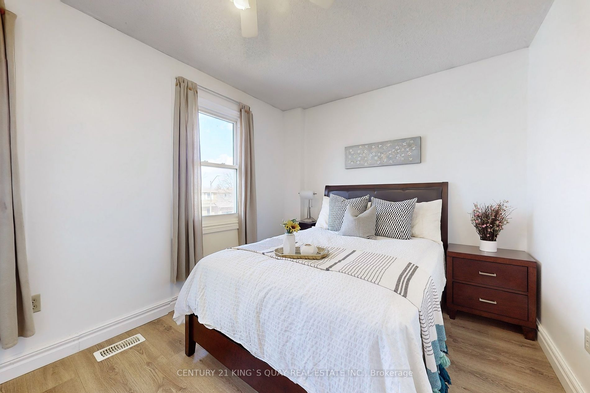 29 Hewitt Cres Property Photo 10