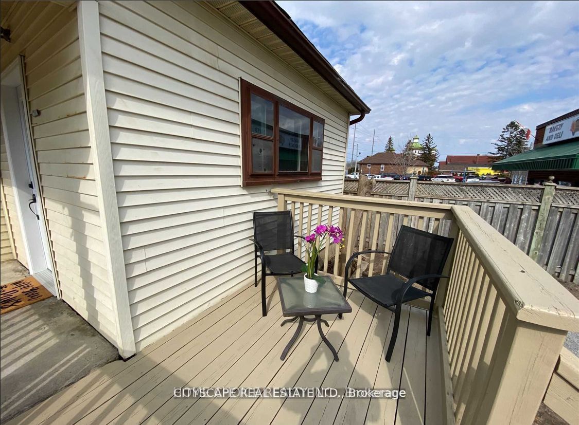 223 Bloor Street Property Photo 10
