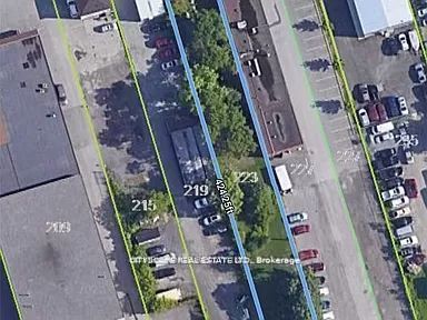 223 Bloor Street Property Photo 14
