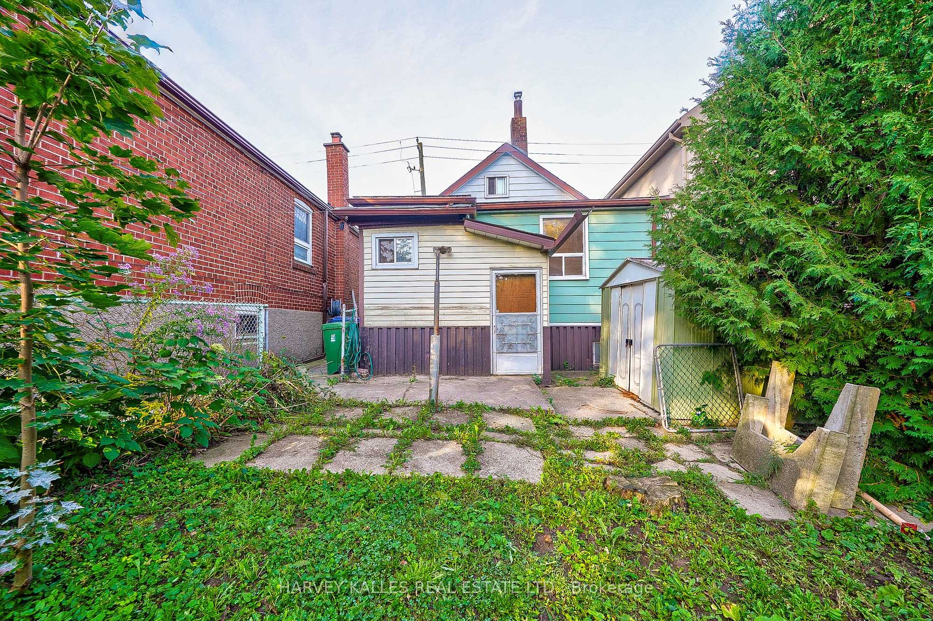 309 Birchmount Rd Property Photo 25