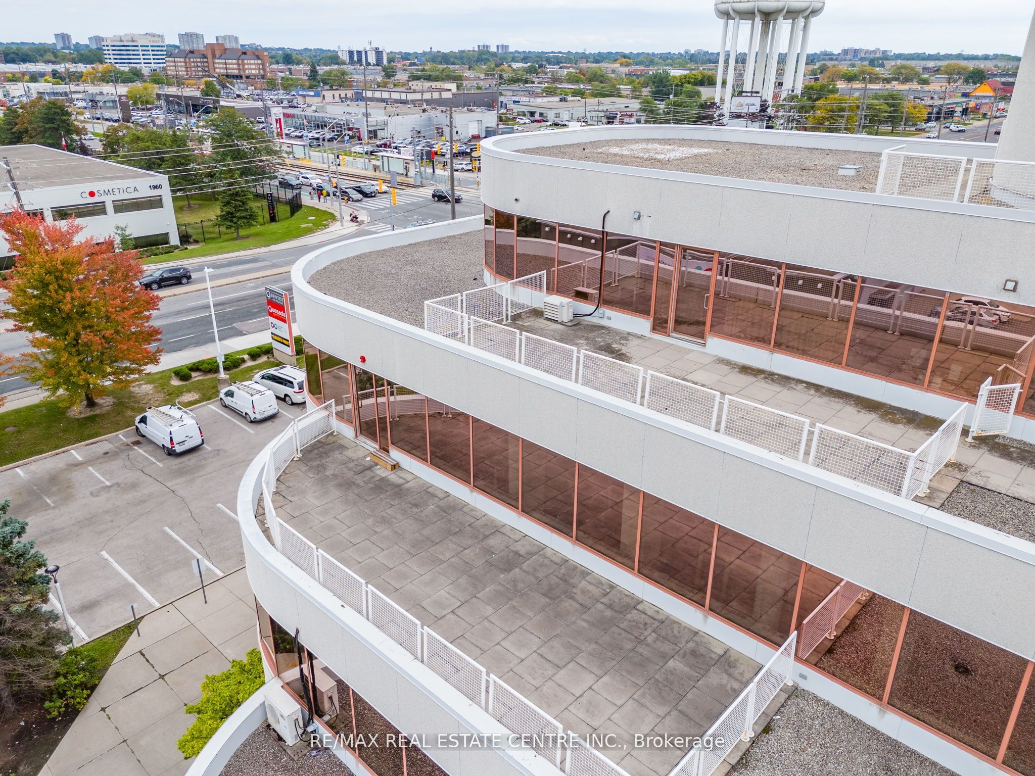 ##59 - 1940 Eglinton Avenue Property Photo 19