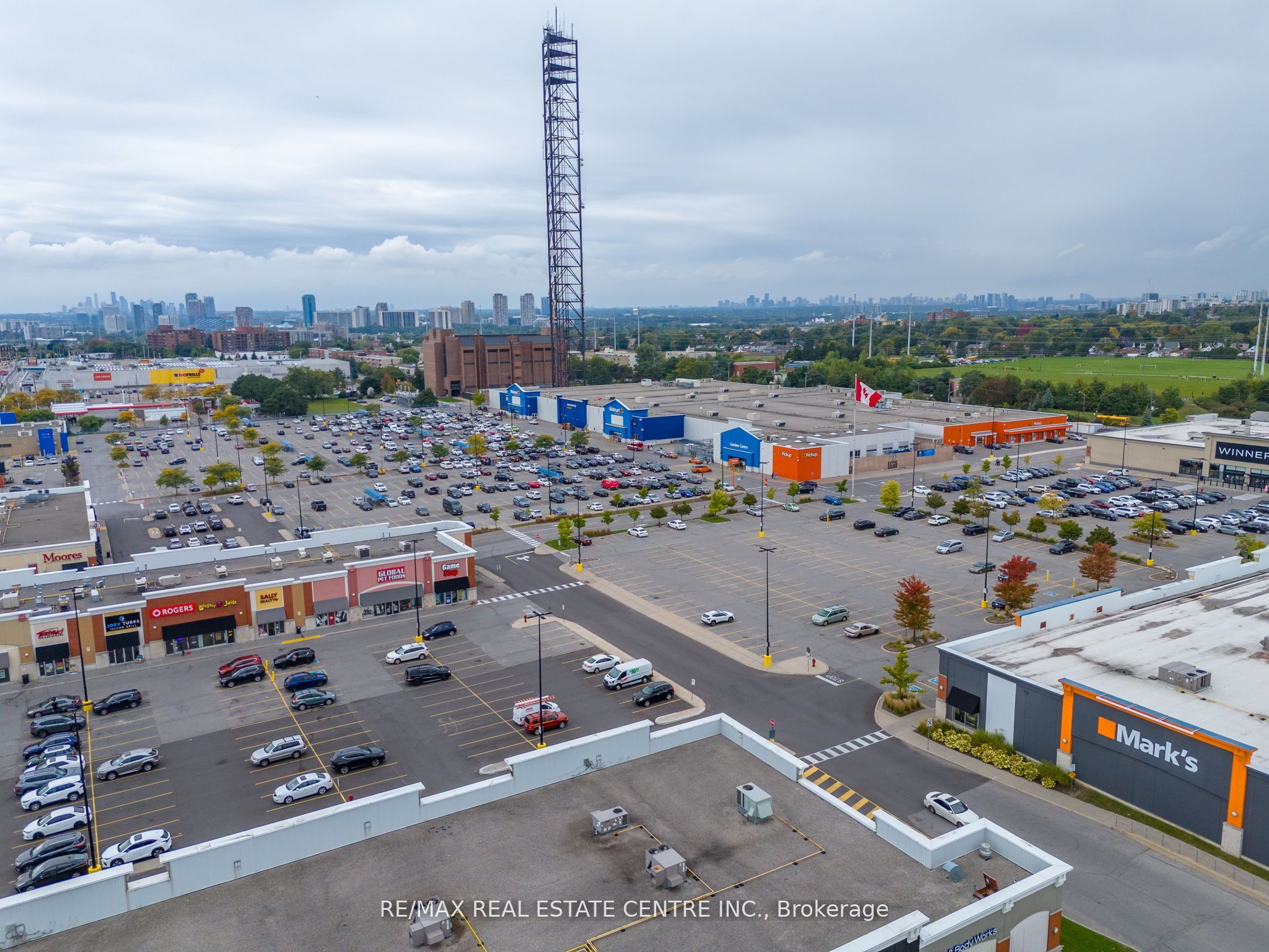 ##59 - 1940 Eglinton Avenue Property Photo 21